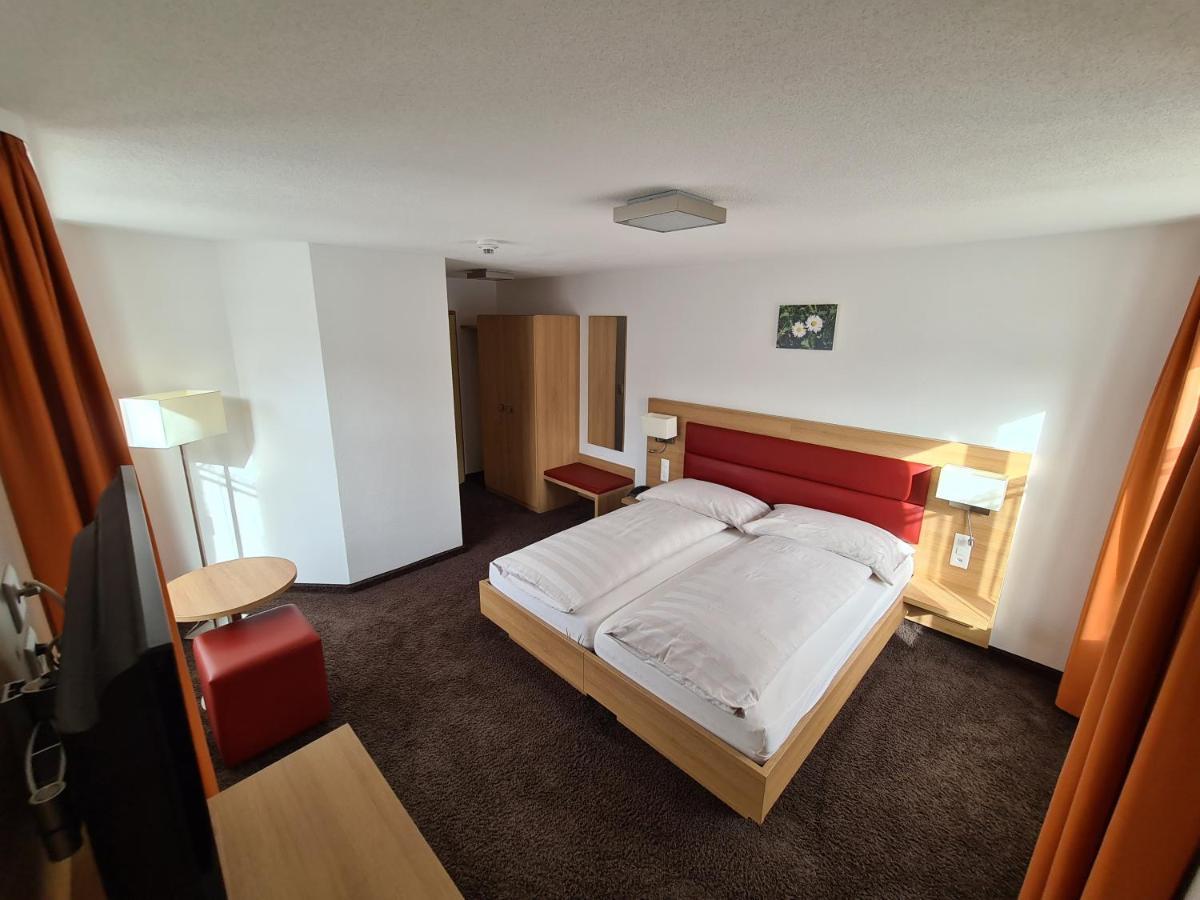 Hotel Staetzerhorn Parpan Bagian luar foto