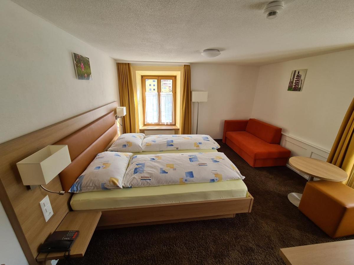 Hotel Staetzerhorn Parpan Bagian luar foto