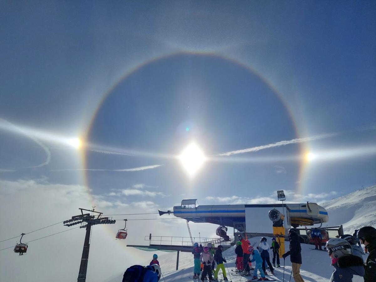 Hotel Staetzerhorn Parpan Bagian luar foto