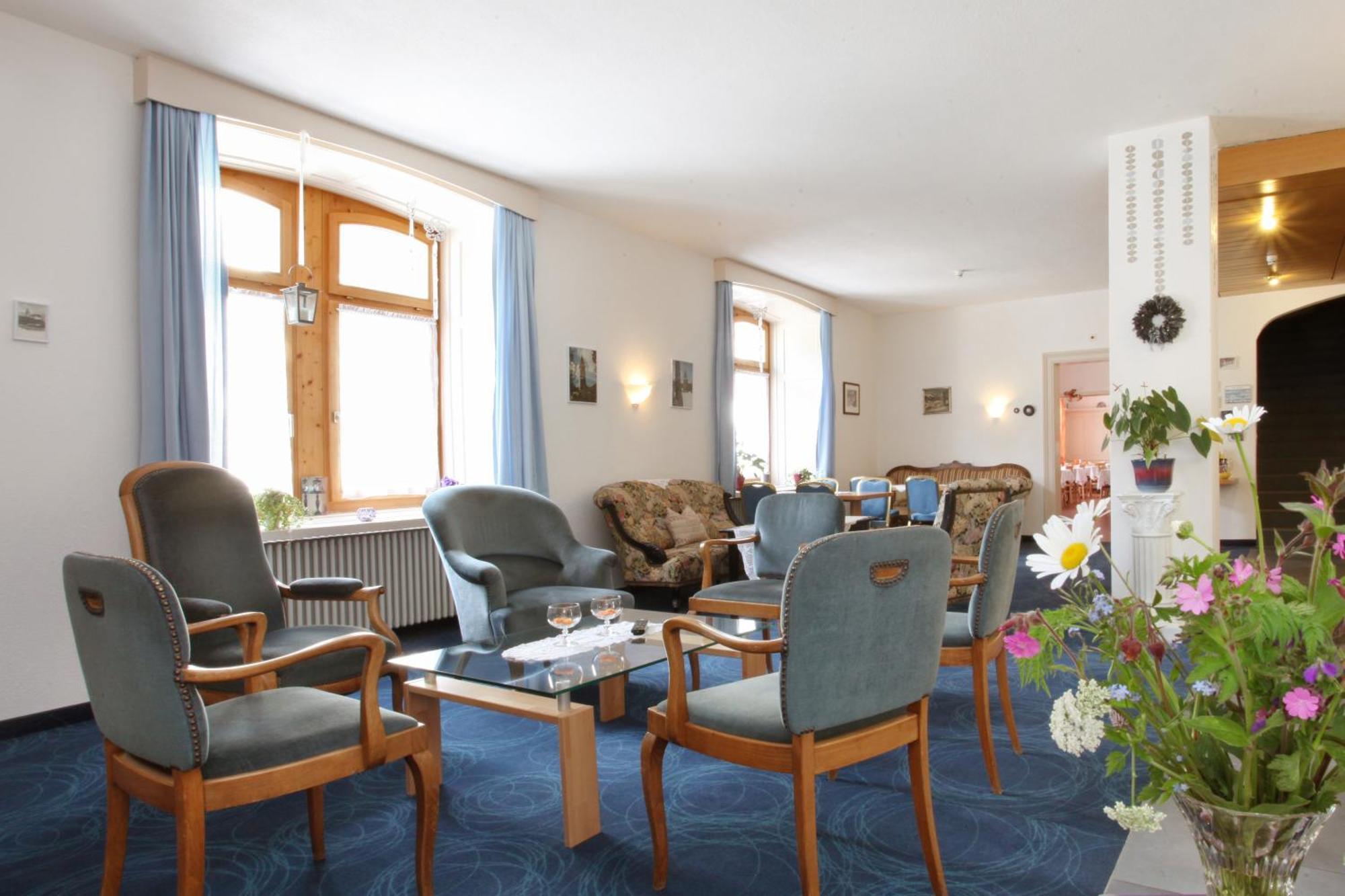 Hotel Staetzerhorn Parpan Bagian luar foto