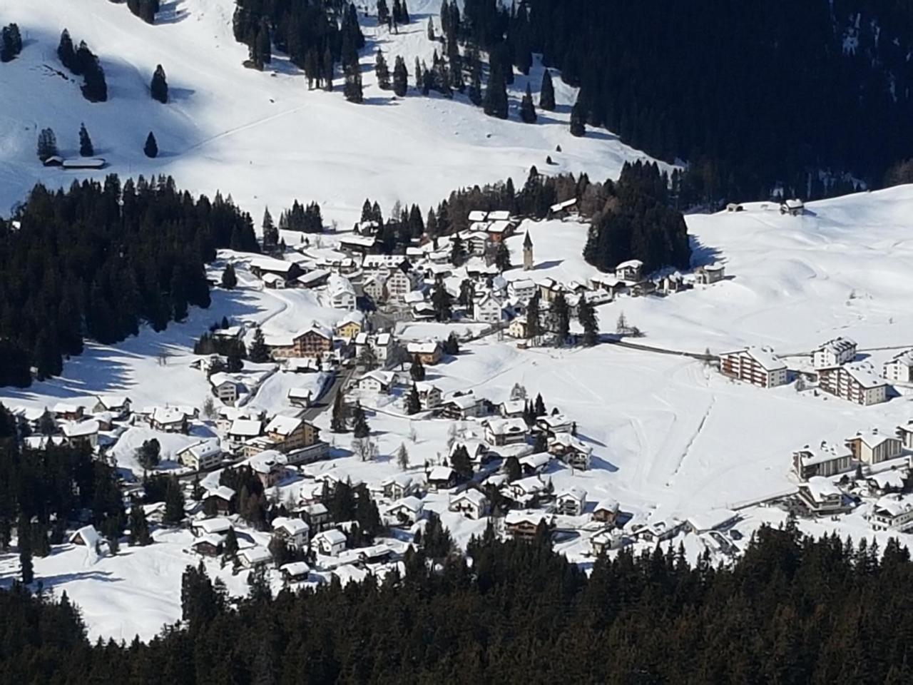 Hotel Staetzerhorn Parpan Bagian luar foto