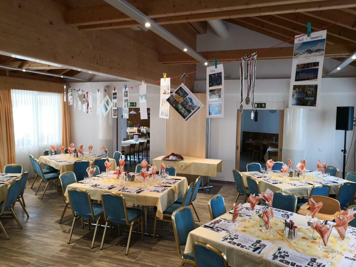 Hotel Staetzerhorn Parpan Bagian luar foto